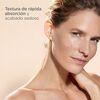 Isdinceutics-Melaclear-Advanced-Sérum-antimanchas-con-Ácido-Tranexámico-30ml-imagen-5