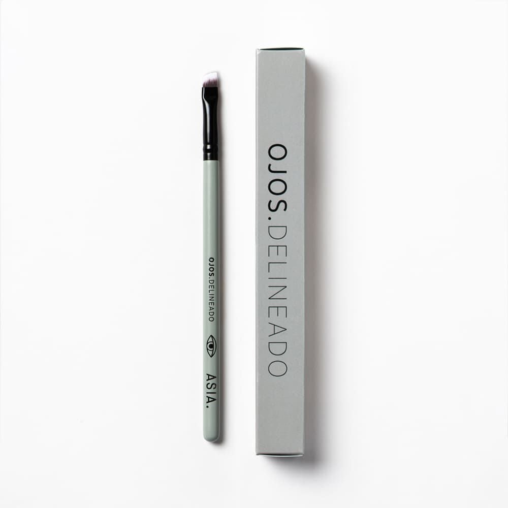 Brocha-Ojos-Delineado-imagen-2
