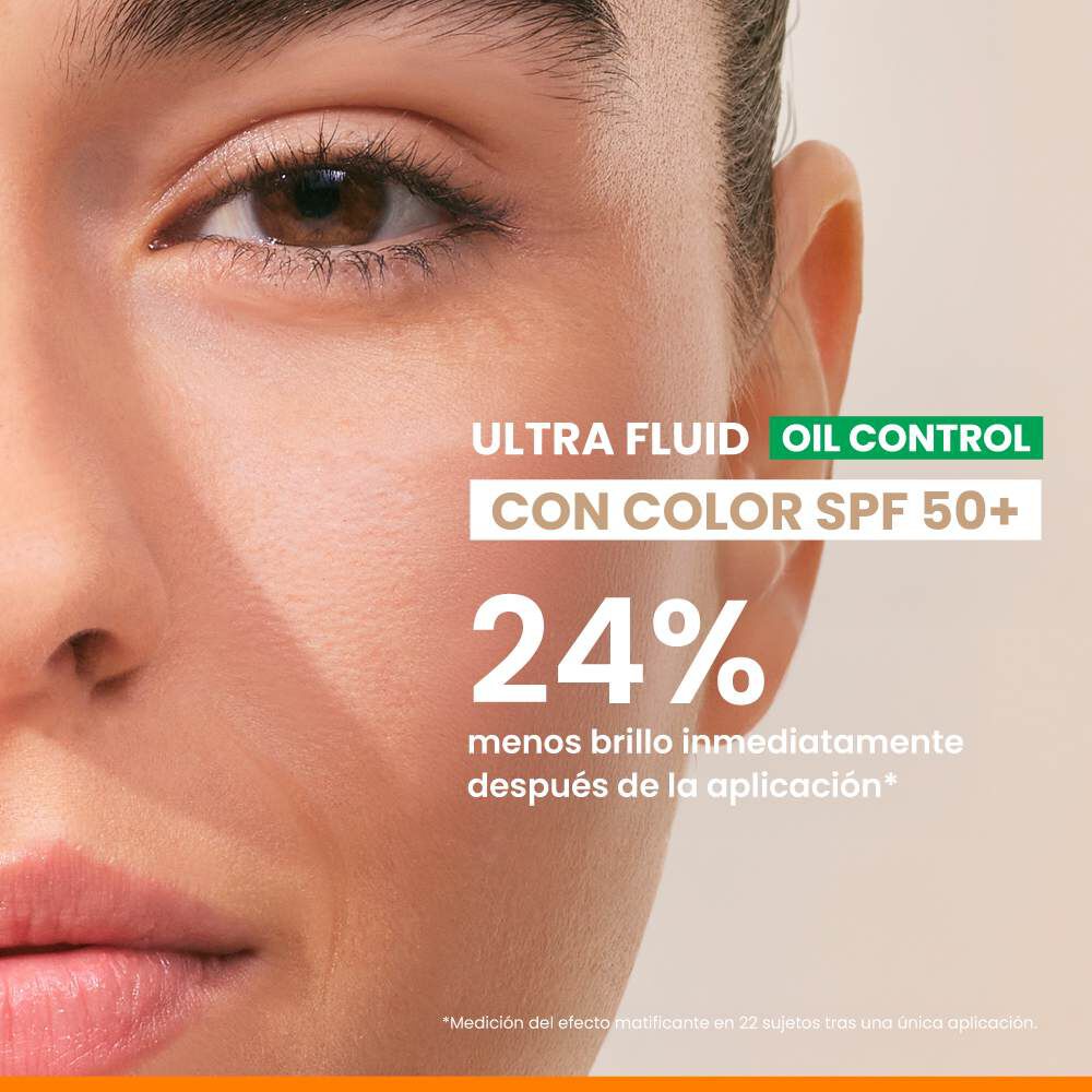 Protector-Solar--Ultra-Fluid-Oil-Control-con-color-SPF50+-imagen-3