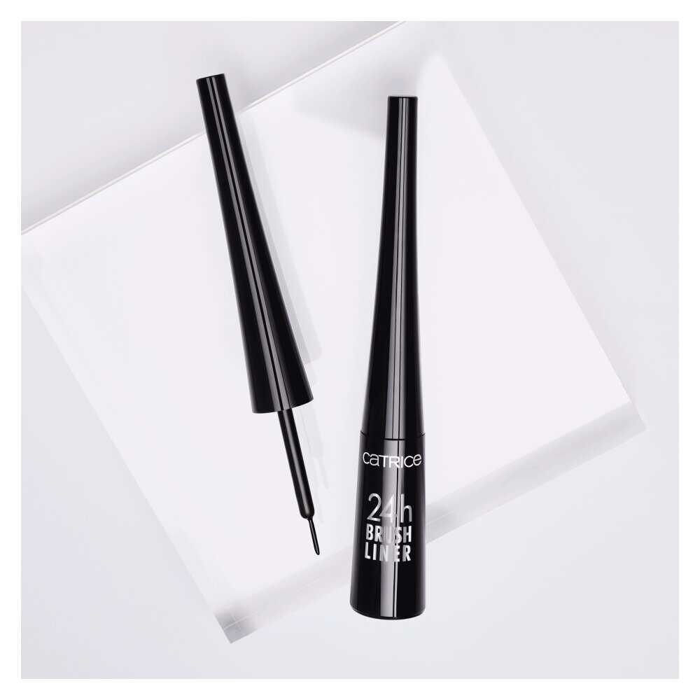Delineador-24-Horas-Ultra-Black-Ultra-Black-imagen-5