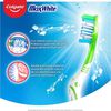 Cepillo-Dental-MaxWhite-Con-Estrella-Pulidora-Mediano-Pack-x-2-imagen-5