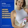 Barra-Black&White-Toque-de-seda-Femenino-54g-imagen-2