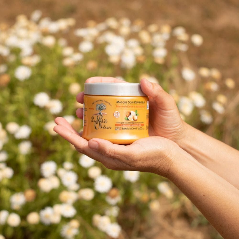 Máscara-Capilar-Reparadora-para-Cabello-Rizado-con-Manteca-de-Karité-y-Aceite-Macadamia-330-ml-imagen-4