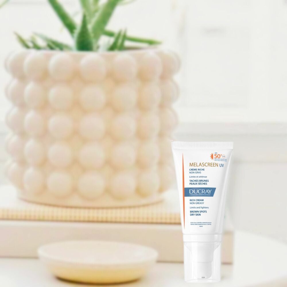 Melascreen-UV-Crema-Ligera-Photo-Aging-SPF50+-50ml-imagen-3