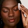 Desmaquillante-Take-The-Day-Off-Makeup-Remover-For-Lids,-Lashes-&-Lips-imagen-5